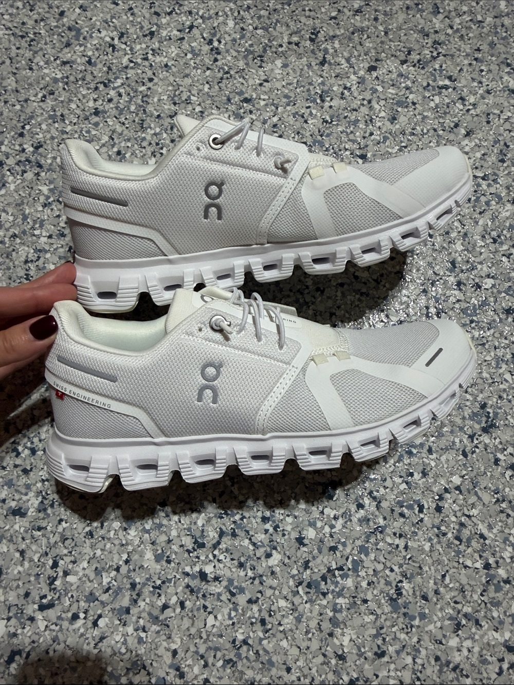 On Running White women’s Cloud Athletic Shoes